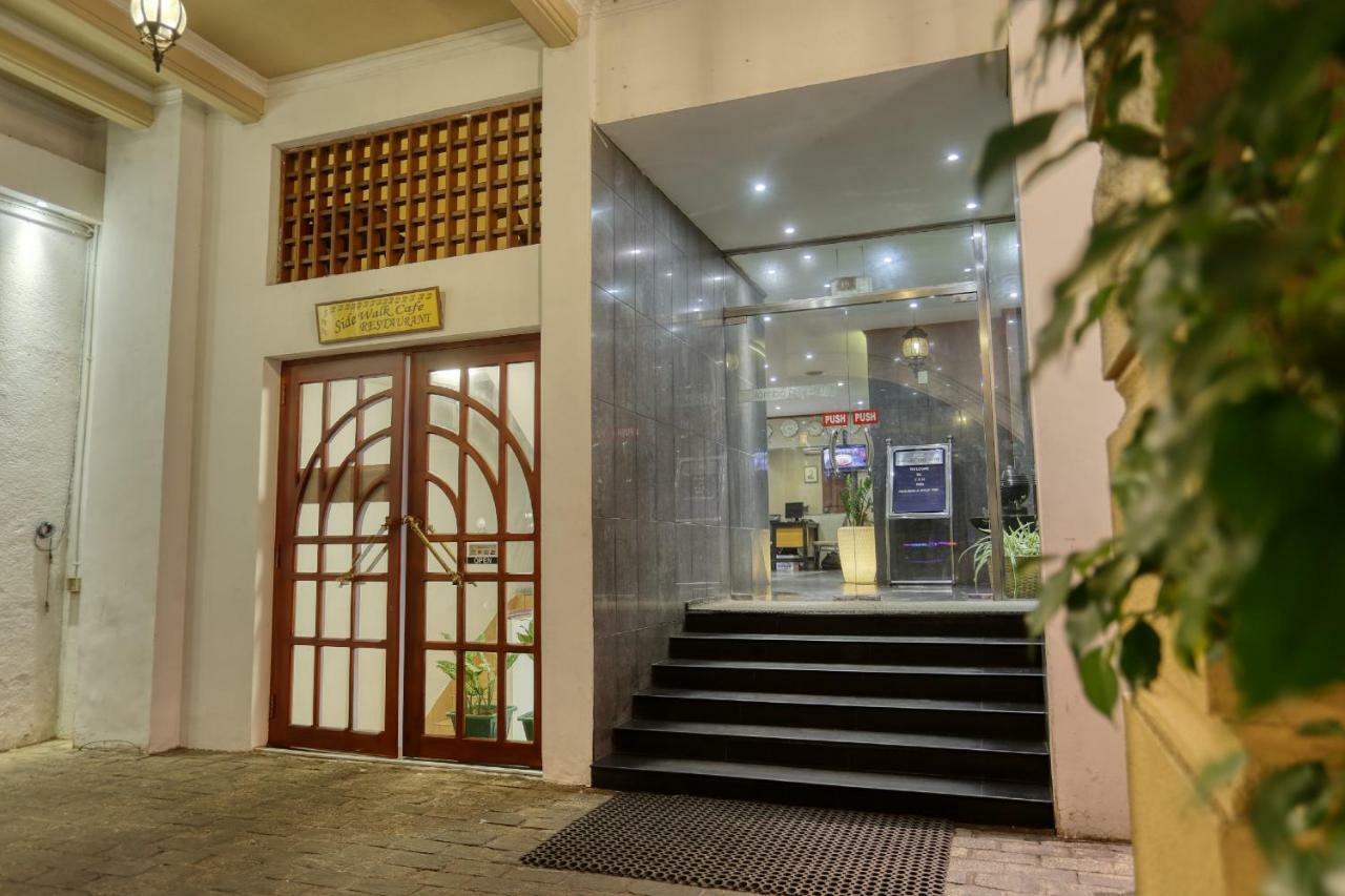 Colombo City Hotels Exterior photo